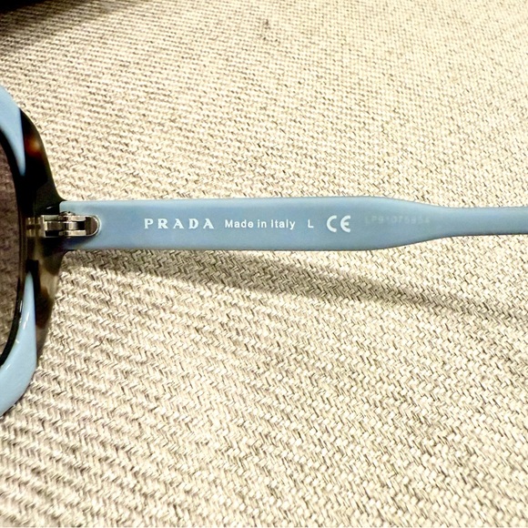 Prada Oversized Sunglasses Black Tortoise Gradient NWOT Italy - Picture 9 of 12